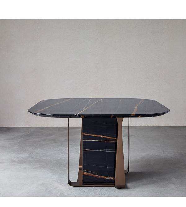 Стол обеденный Black Laurent мраморная столешница квадратной формы